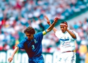 意大利队在迎战瑞士队的比赛中力挫对手