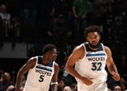 猛龙三巨头联手，雄鹿得分突破，唐斯冲击季后赛！