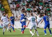 皇马欧冠出局后重返西甲联赛红魔连续领跑